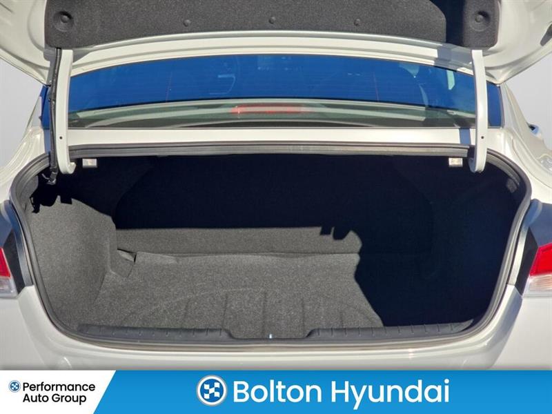 hyundai Elantra 2023 - 19