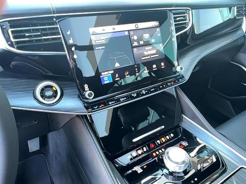 jeep Wagoneer L 2023 - 12