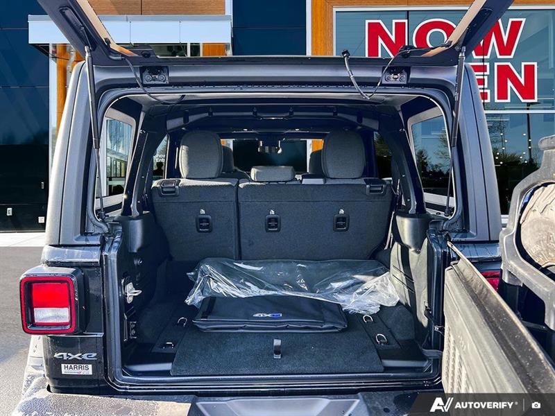 jeep Wrangler 4xe 2024 - 11