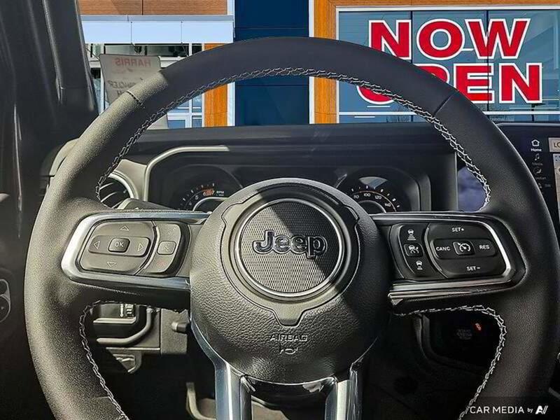 jeep Wrangler 2025 - 14