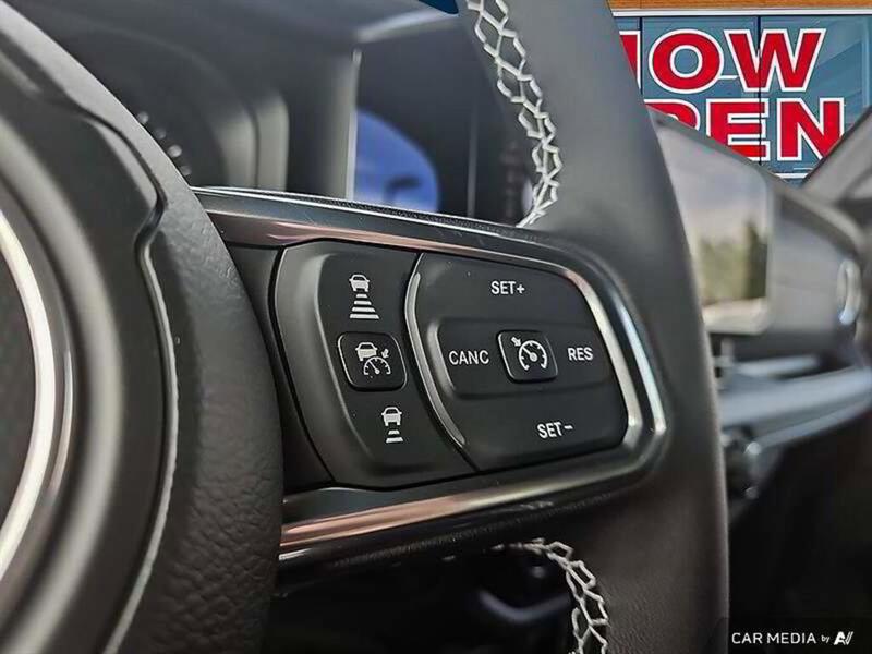 jeep Wrangler 2025 - 16