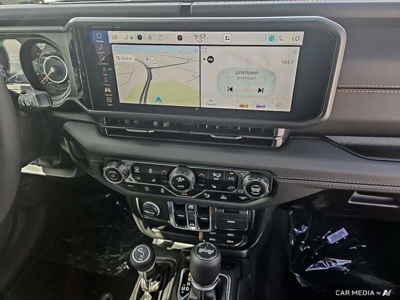 jeep Wrangler 2025 - 19