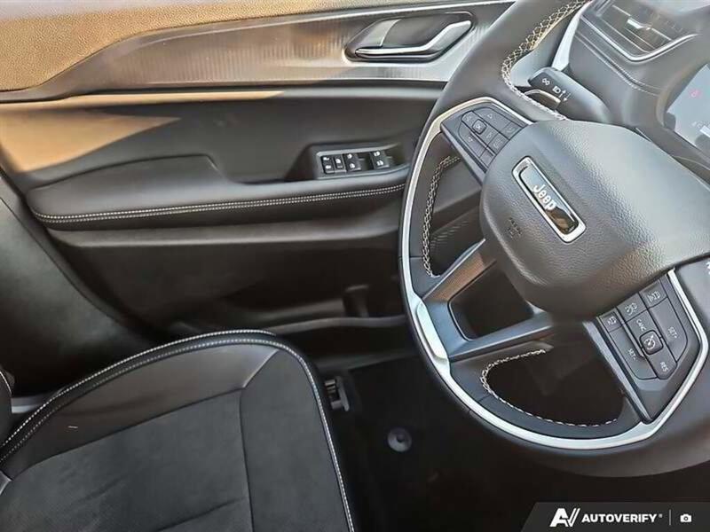 jeep Grand Cherokee L 2025 - 17