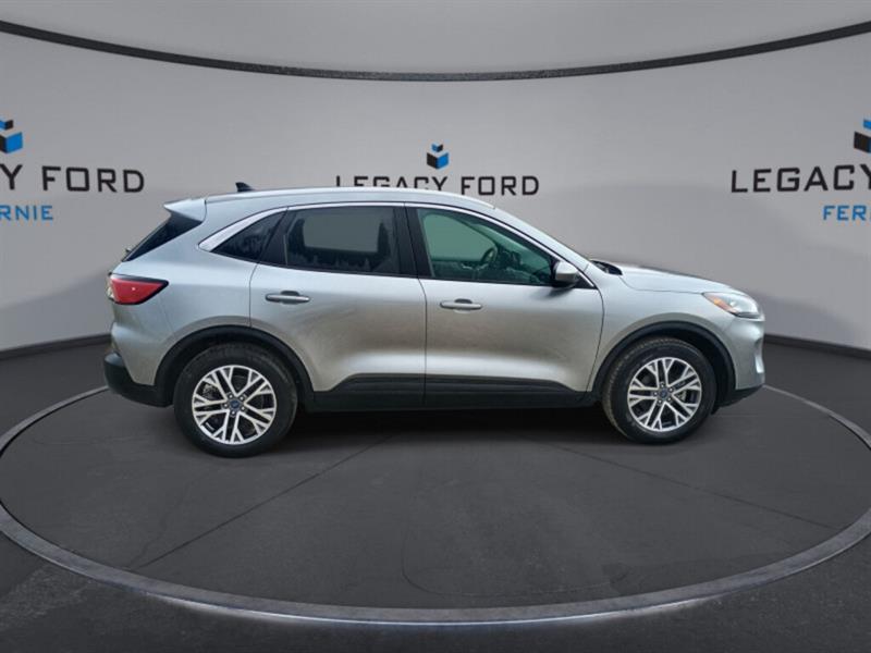 ford Escape 2022 - 9