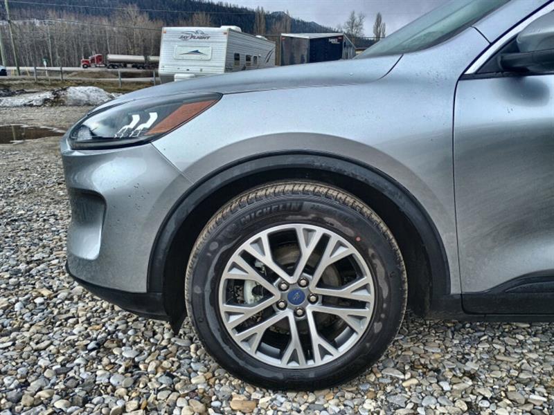 ford Escape 2022 - 17