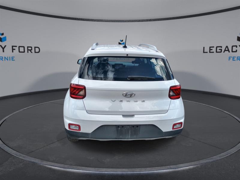 hyundai Venue 2023 - 7