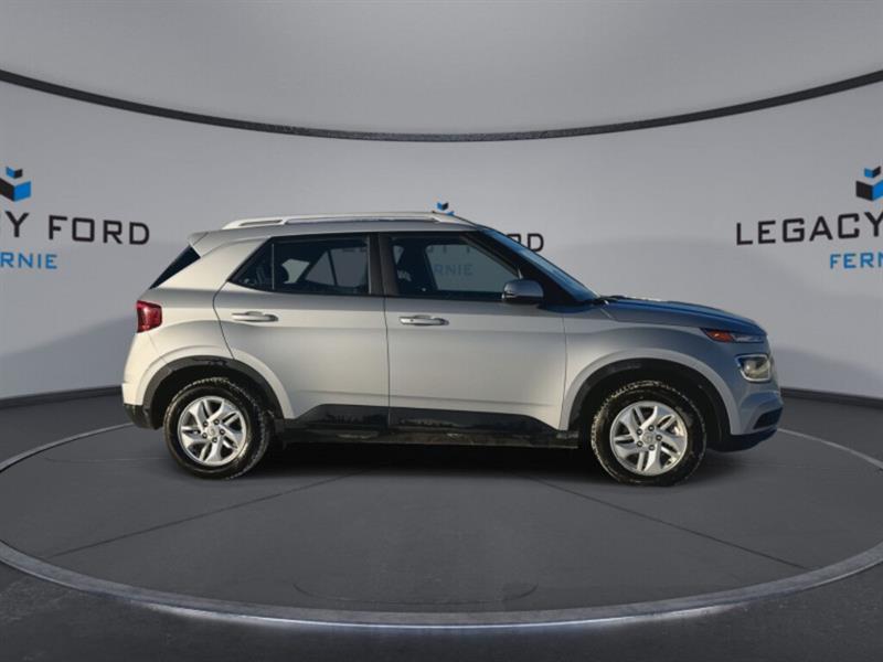 hyundai Venue 2022 - 9