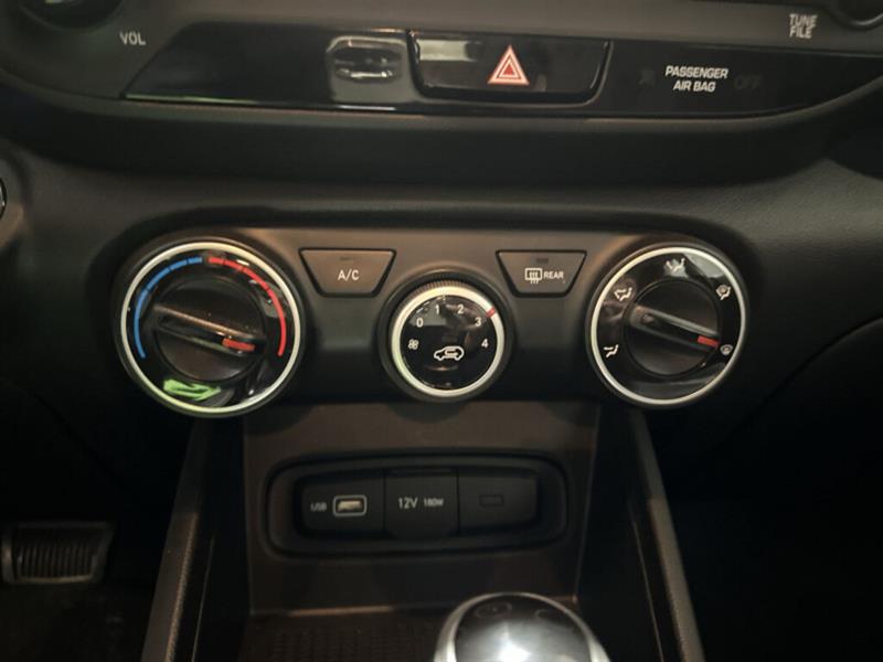 hyundai Venue 2022 - 16