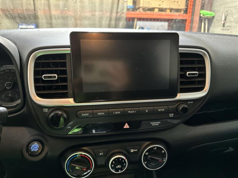 hyundai Venue 2022 - 18