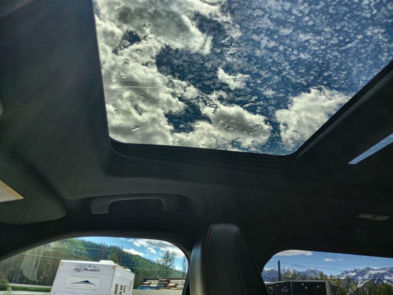 ford Explorer 2023 - 16