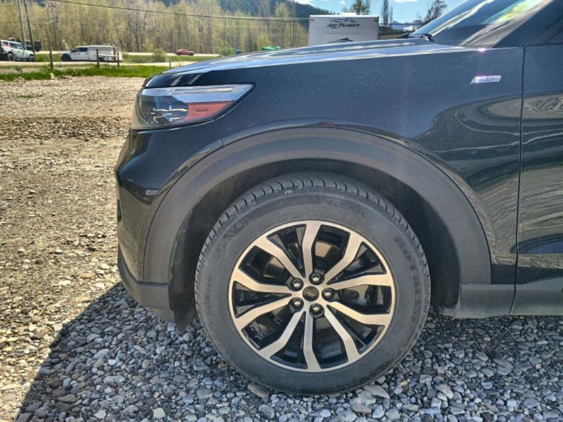 ford Explorer 2023 - 18