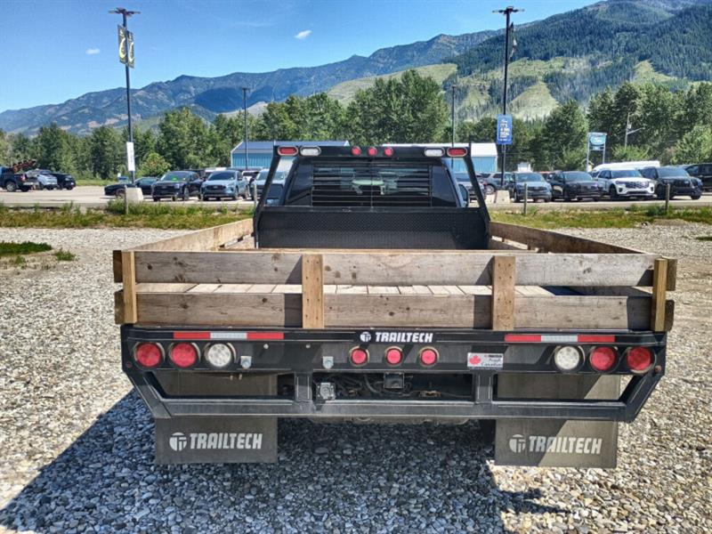 ford F-550 2021 - 18