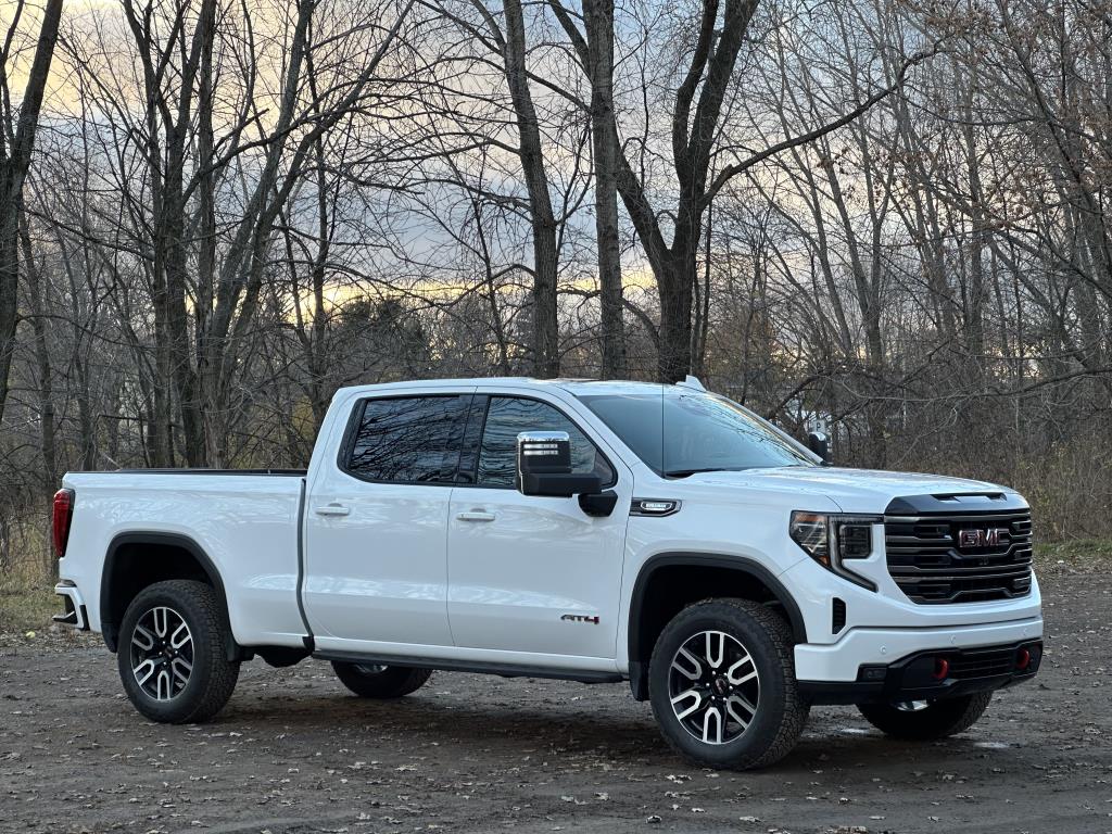 gmc SIERRA 1500 4WD CREW CAB PICKUP 2025 - 2
