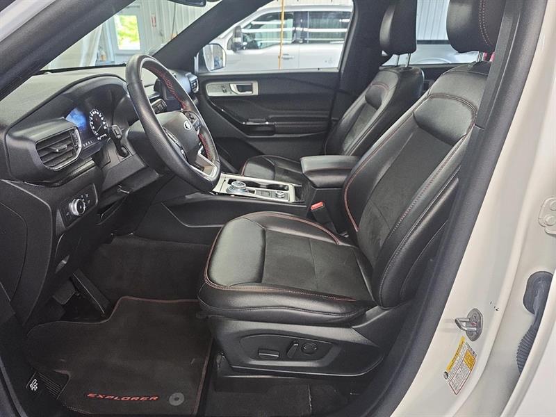 ford Explorer 2022 - 14