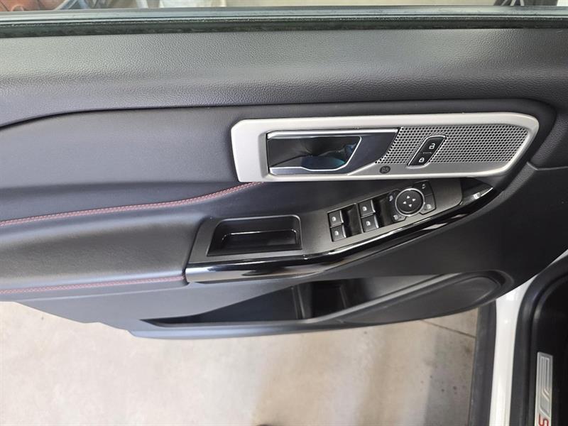 ford Explorer 2022 - 22