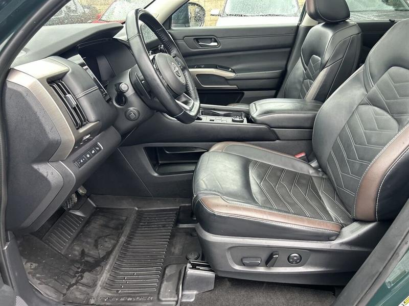 nissan Pathfinder 2023 - 18