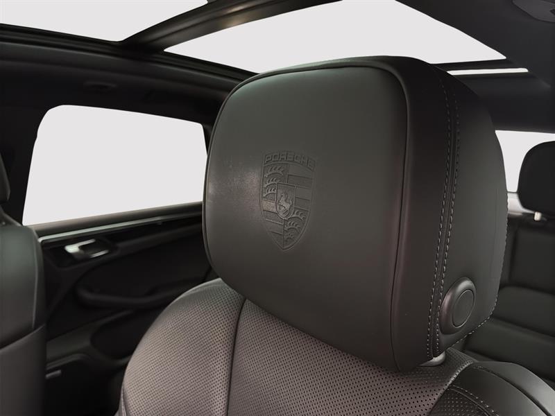 porsche Macan 2023 - 25