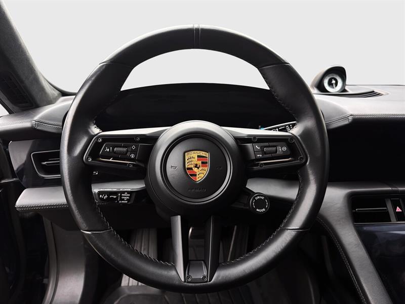 porsche Taycan 2023 - 16