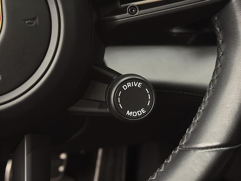 porsche Taycan 2023 - 17