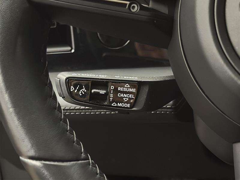 porsche Taycan 2023 - 18