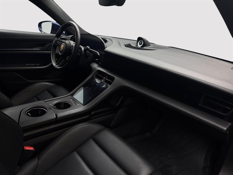 porsche Taycan 2023 - 27