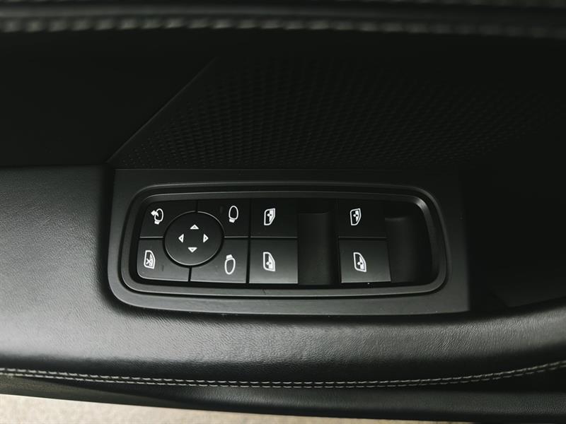 porsche Taycan 2023 - 32