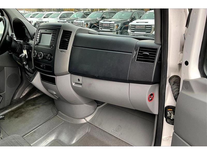 mercedes-benz Sprinter 2016 - 15