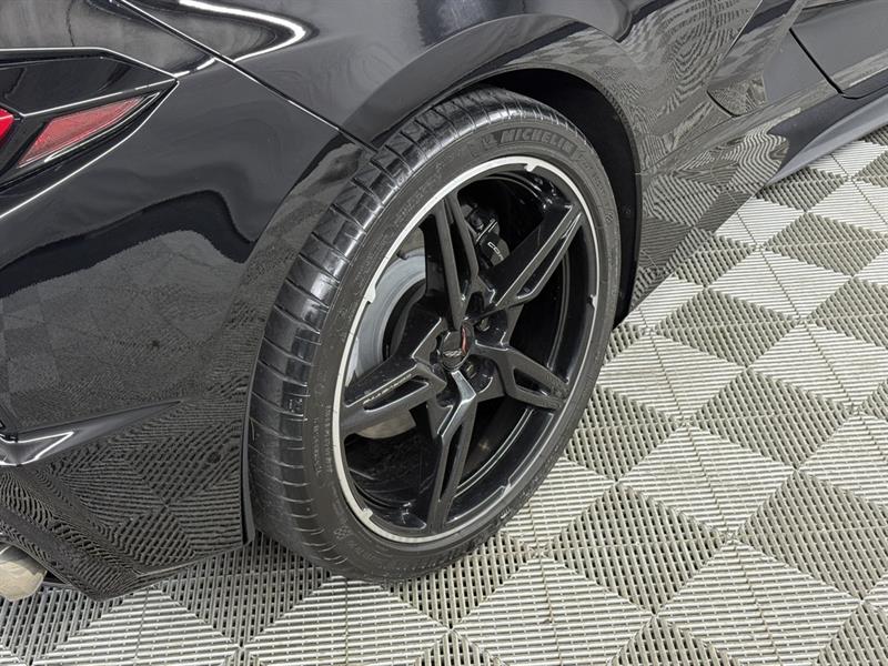 chevrolet Corvette 2022 - 26