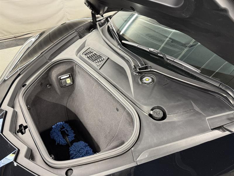 chevrolet Corvette 2022 - 27