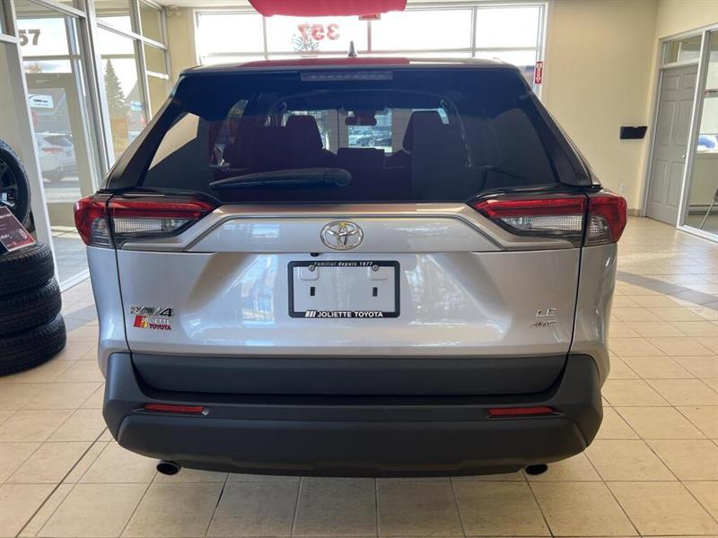 toyota RAV4 2022 - 8