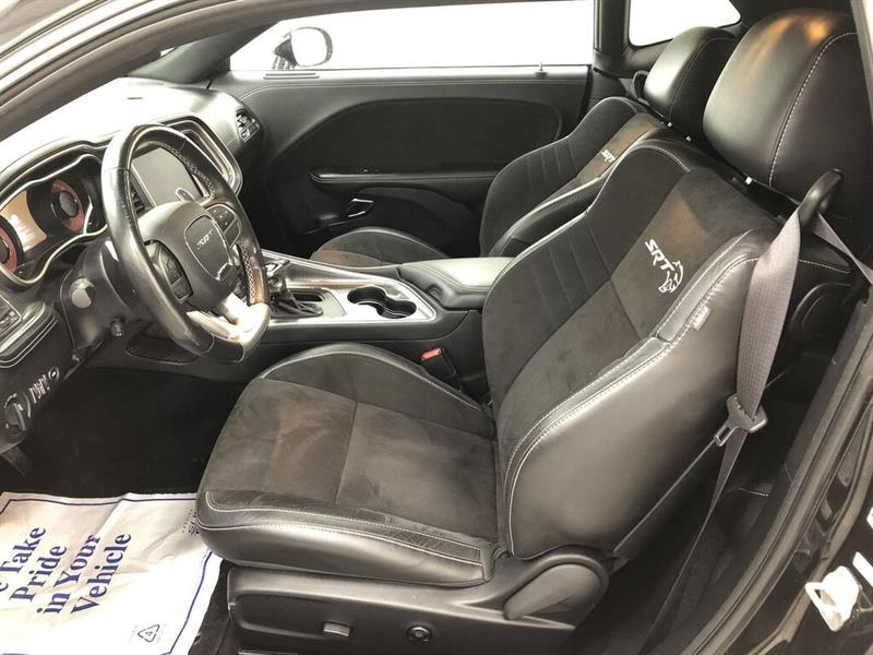 dodge Challenger 2022 - 11