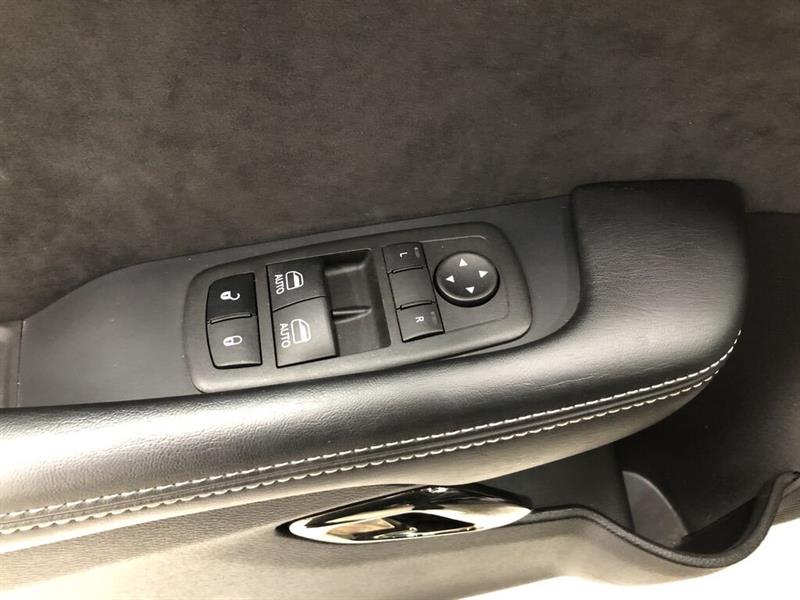 dodge Challenger 2022 - 13