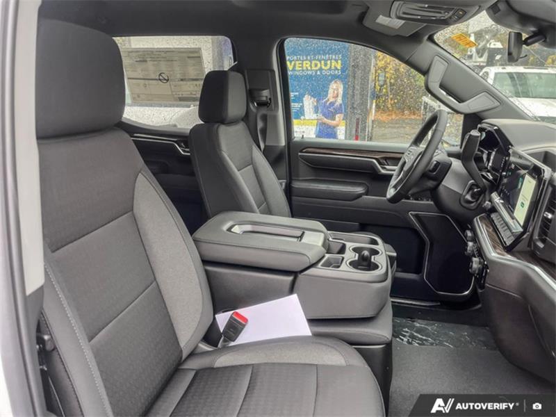 chevrolet Silverado 1500 2025 - 18