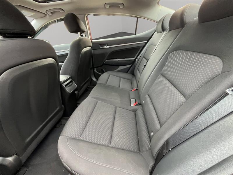 hyundai Elantra 2020 - 24