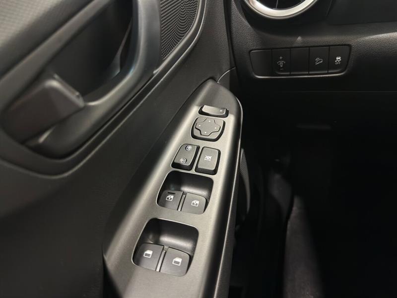 hyundai Kona 2023 - 21