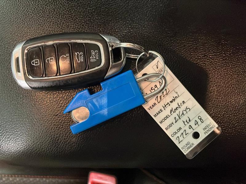 hyundai Elantra 2022 - 26