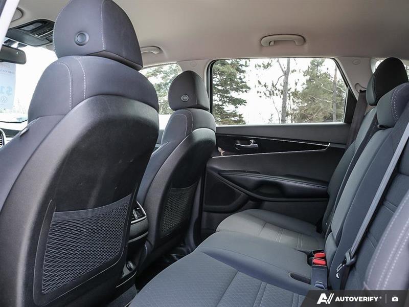 kia Sorento 2018 - 24