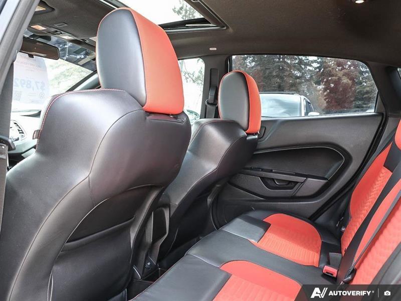 ford Fiesta 2015 - 24