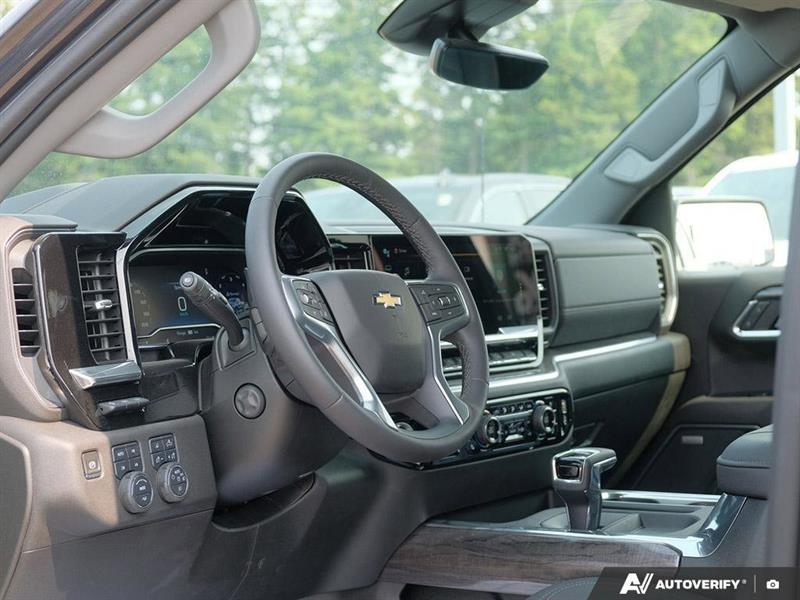 chevrolet Silverado 1500 2023 - 16