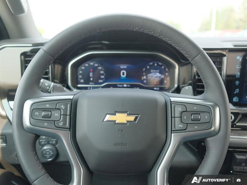 chevrolet Silverado 1500 2023 - 17