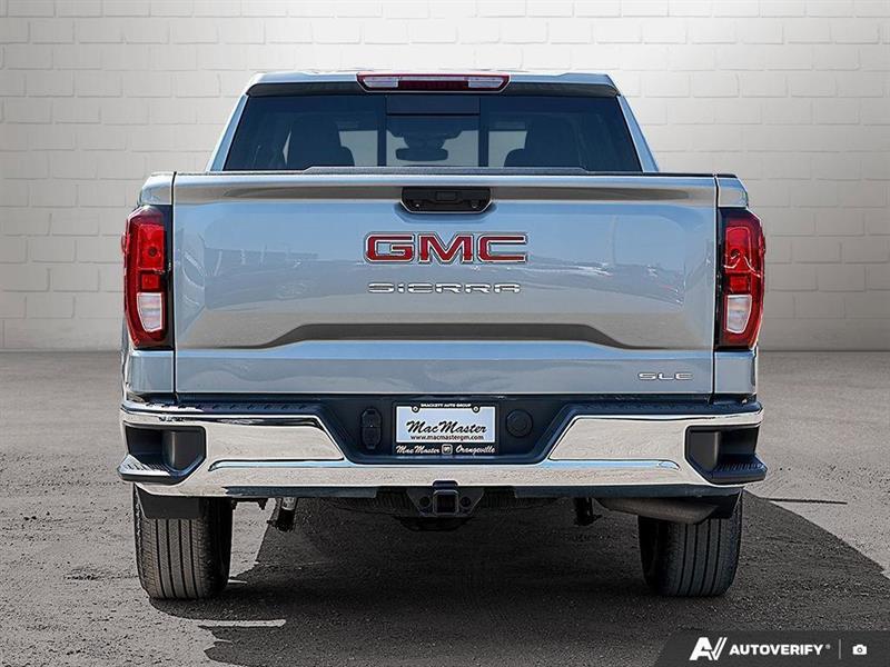 GMC Sierra 4