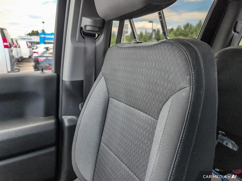 chevrolet Silverado 1500 2023 - 21