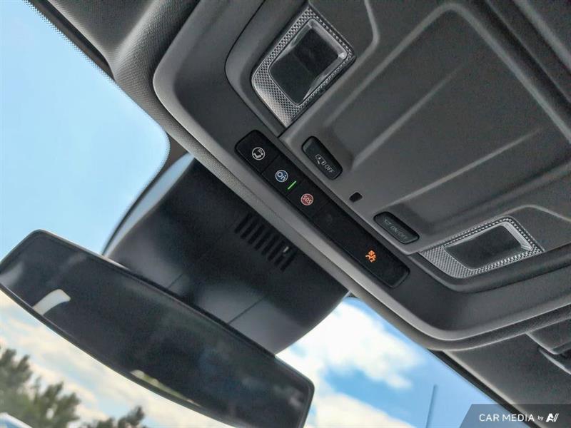 chevrolet Silverado 1500 2023 - 22