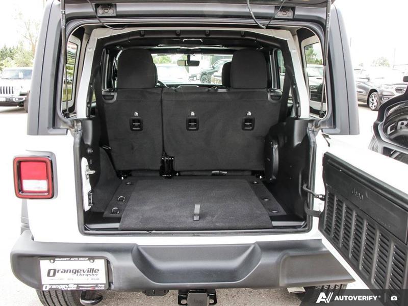 jeep Wrangler 2023 - 11