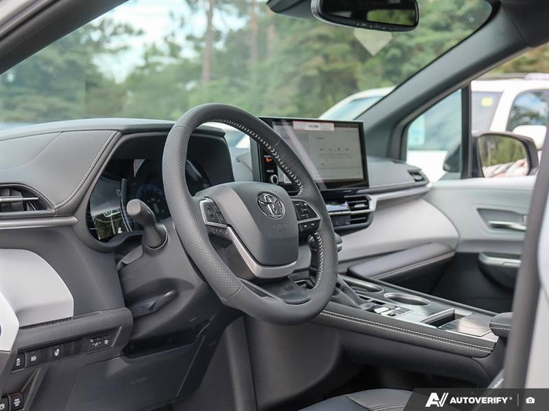 toyota Sienna 2025 - 13
