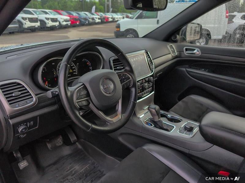 jeep Grand Cherokee 2021 - 16