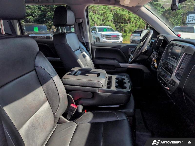 chevrolet Silverado 1500 2018 - 24