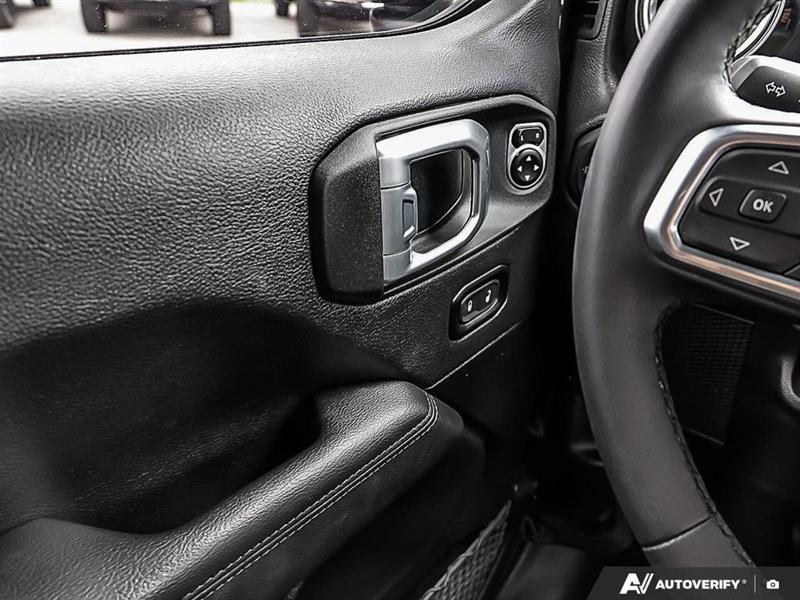 jeep Wrangler 2023 - 17