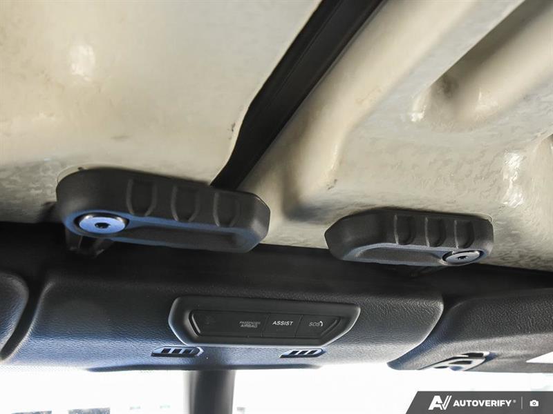 jeep Wrangler 2022 - 22