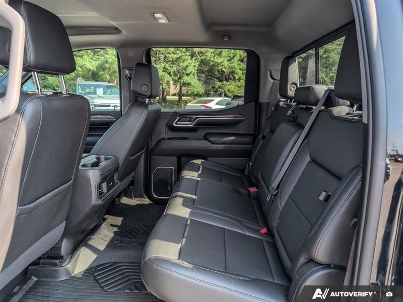 chevrolet Silverado 1500 2022 - 26